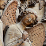 Ange au sourire, portail de la cathédrale de Reims (XIIIème siècle)