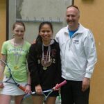 Equipe de tennis sur le podium du championnat régional UGSEL